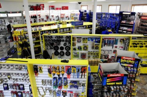 ONE STOP SHOP FOR TRADESMEN, HANDYMAN AND HOME RENOVATOR! - ESTABLISHED 31 YEARS! - PROFITABLE BUSI