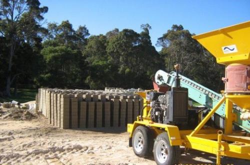 HYDRAFORM BRICK MAKING MACHINE - PATENEND PRODUCT