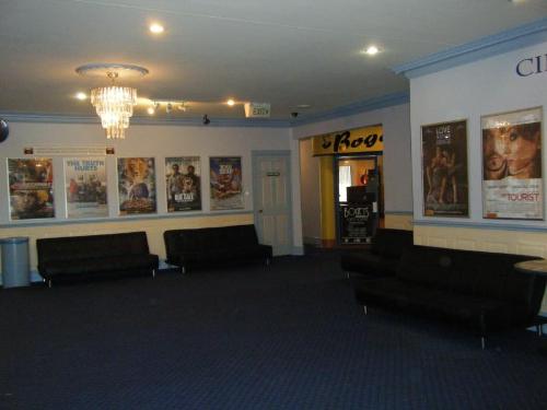 EMERALD TWIN CINEMAS & BOGEYS COFFEE SHOP