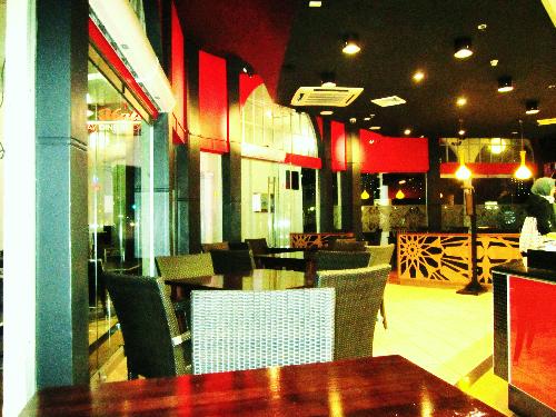 URGENT SALE! A business located in the heart of the CITY!