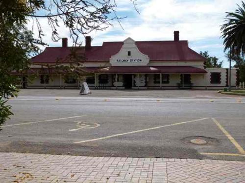 QUORN ELECTRICAL & HARDWARE - FOR SALE