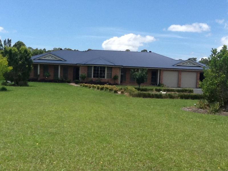 84 Pemberly Drive Nowra Hill NSW 2540 Acreage Semi rural for Sold