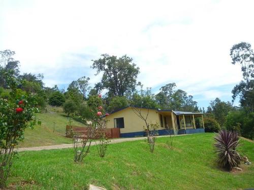 BEST VALUE IN MORUYA - FIVE YEAR OLD, 5 BR HOME ON 4 ACRES (MAGNIFICENT VIEWS)!