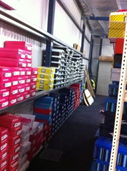 ARARAT SHOESHACK - PRIME LOCATION IN THRIVING TOWN!