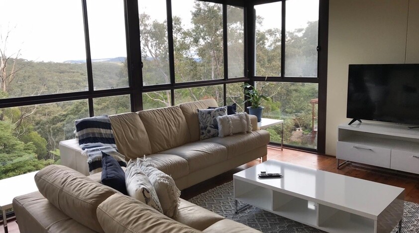 2 HOUSES FOR THE PRICE OF ONE - 1.5 ACRES AND 2 TITLES