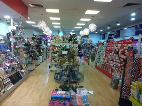 LE CARDS AND GIFTS - SITUATED IN BUSY SHOPPING CENTRE - OFFICIAL HALLMARK AGENT