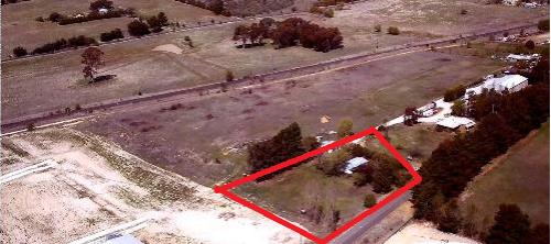 INDUSTRIAL BLOCK - 4363M2 - HAS EXISTING COTTAGE - INDUSTRIAL ZONE - EASY ACCESS