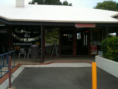 GREAT CAFE / TAKEAWAY FOR SALE IN GOOD SHOPPING COMPLEX