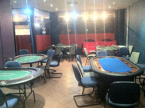 EDWARDS PLACE COFFEE LOUNGE / POOL HALL