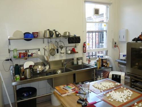 COMMERCIAL KITCHEN FOR SALE WITH GOOD LEASE - IDEAL FOR CATERERS OR PASTRY CHEFS
