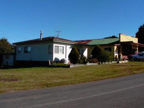 WORKING WITH A VIEW! - MECHANICAL REPAIRS SET ON LARGE ACREAGE WITH RESIDENCE!