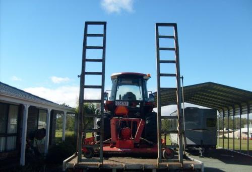 EXCAVATION BUSINESS WITH EXCELLENT EQUIPMENT - BE QUICK, HAS BEEN PRICED TO SELL