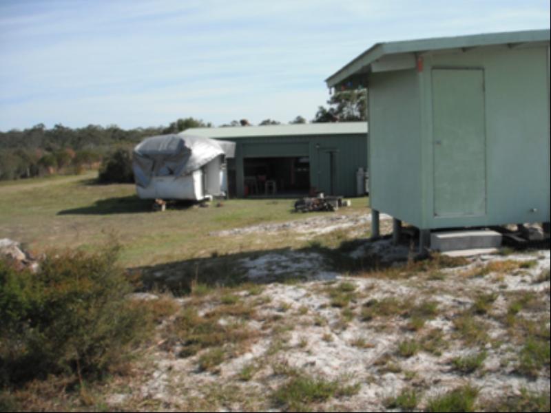 QUARRY - SAND/SOIL / CATTLE PRODUCTION (AQUACULTURE/TOURISM OPPORTUNITY)