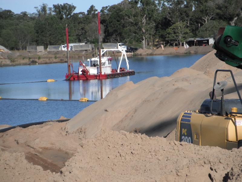 QUARRY - SAND/SOIL / CATTLE PRODUCTION (AQUACULTURE/TOURISM OPPORTUNITY)