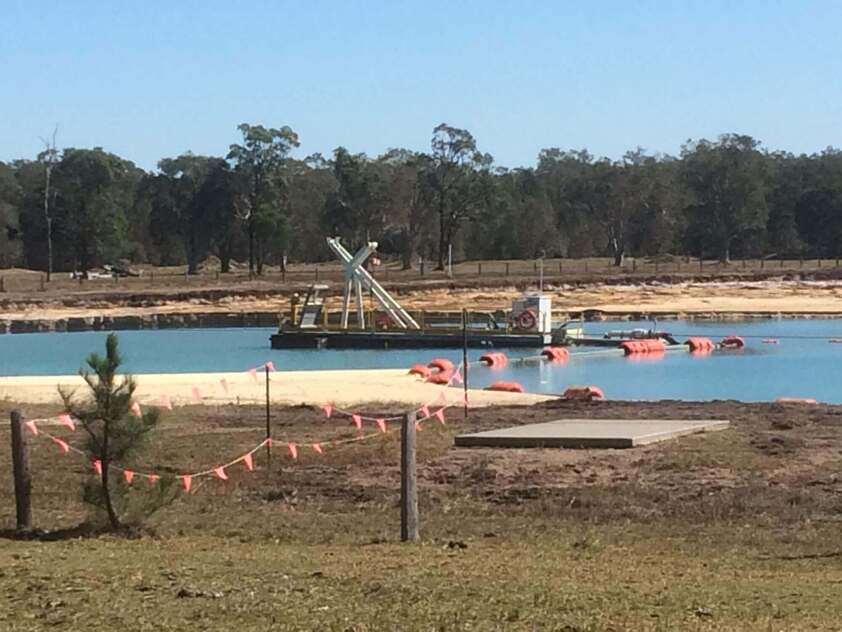 QUARRY - SAND/SOIL / CATTLE PRODUCTION (AQUACULTURE/TOURISM OPPORTUNITY)