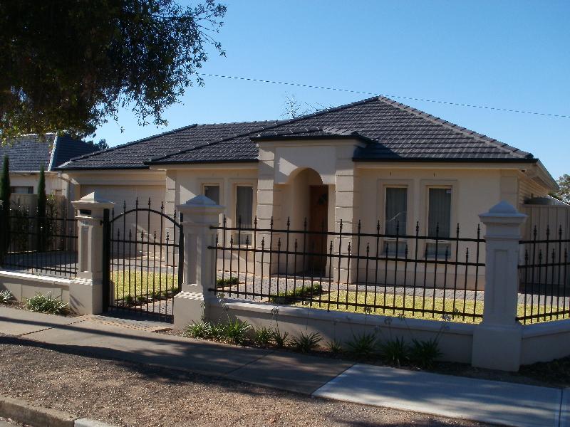 Clovelly Park SA House for Rent