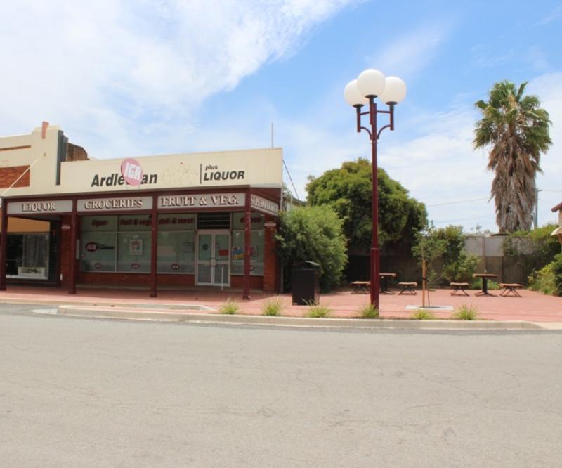 COUNTRY IGA SUPERMARKET