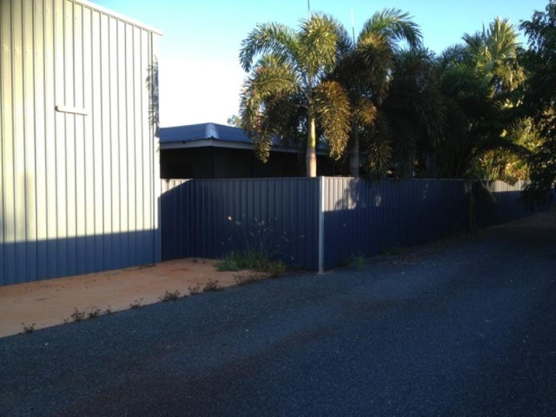 2694 M2 Residential Property with Workshop