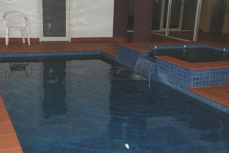 Luxury Fourth Floor Apartment 2 min to beach 2 min to main shopping areas