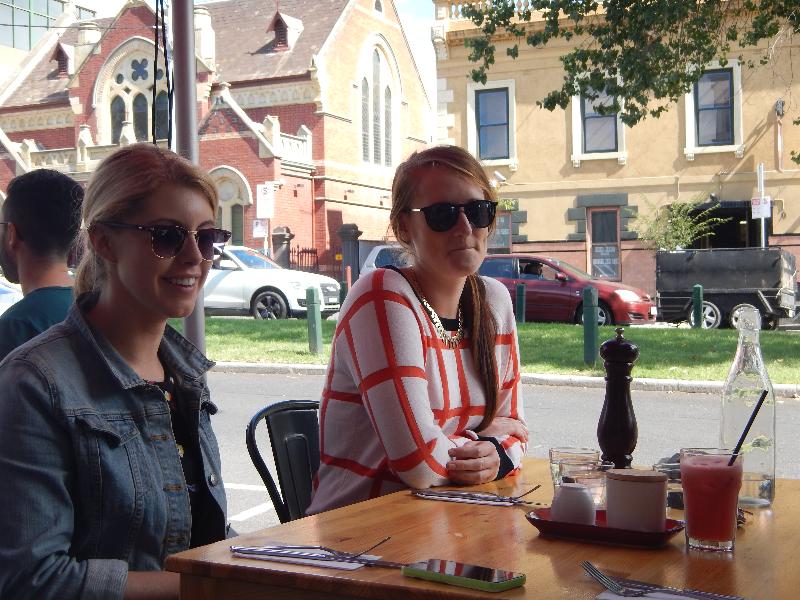 Unique Carlton Cafe, Under Management, ACT NOW