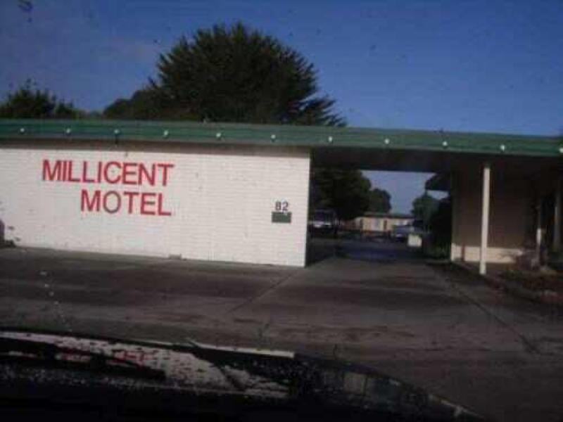 ABSOLUTE FREEHOLD! - URGENT RETIREMENT PRICE!!! LARGE ADAPTABLE MOTEL COMPLEX!