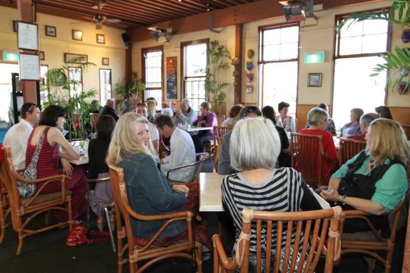Fully Licensed cafe & restaurant with annual turnover of $600,000 in Fremantle