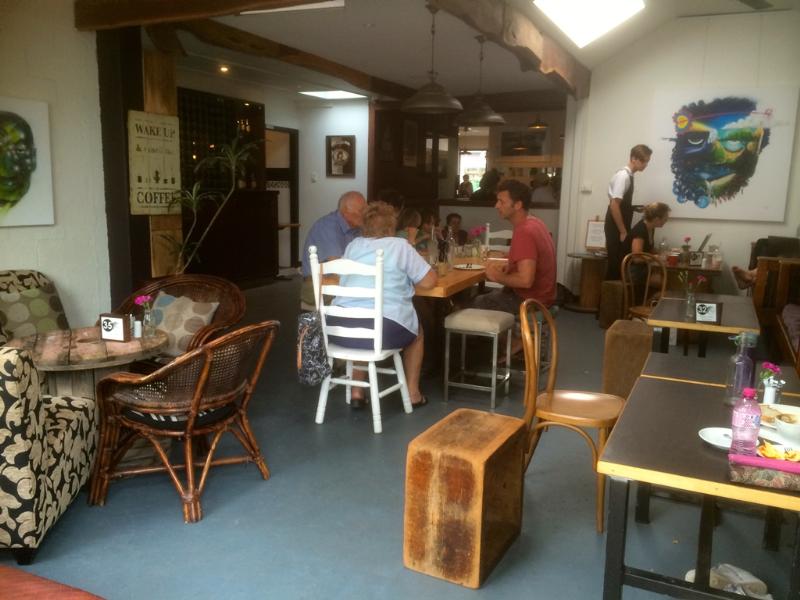 THE EATERY ON JONSON – CAFÉ / BAR / BISTRO