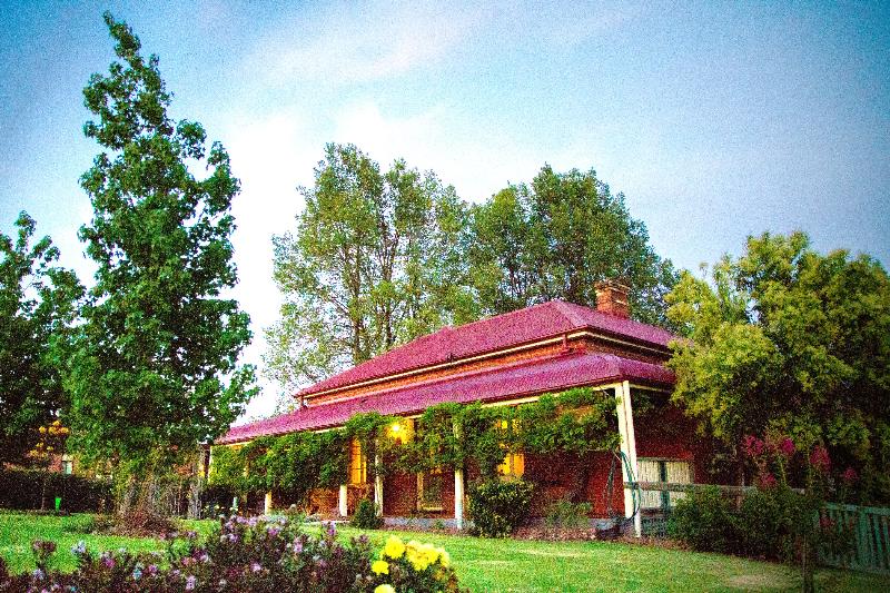 LIFESTYLE BUSINESS + FEDERATION HOME