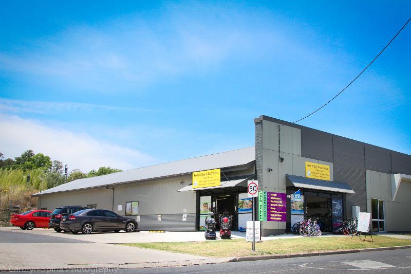 Retail with Rental Income : MOTIVATED VENDORS