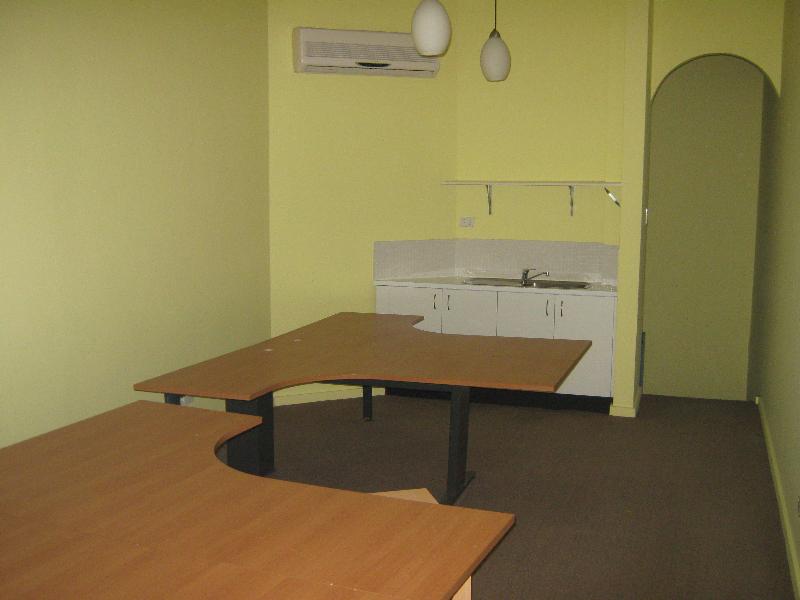 Professional Office to Let
