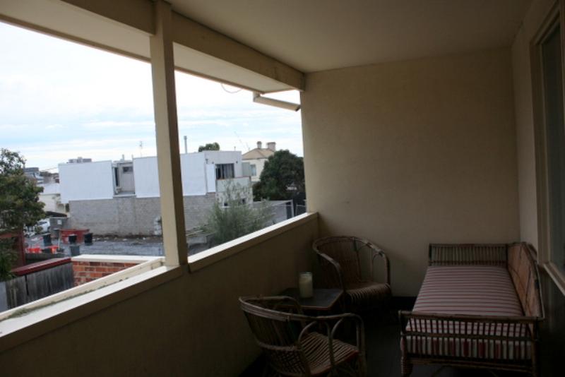 COMMERCIAL PROPERTY WITH FULLY RENOVATED 3BR RESIDENCE – PRIME LOCATION