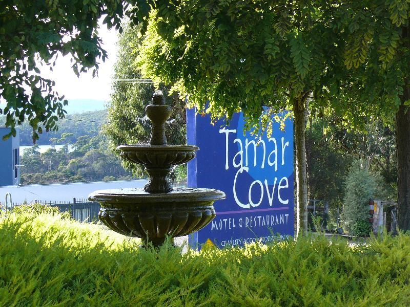 "DRASTICALLY REDUCED FREEHOLD" Down from $899k to offers over $699k