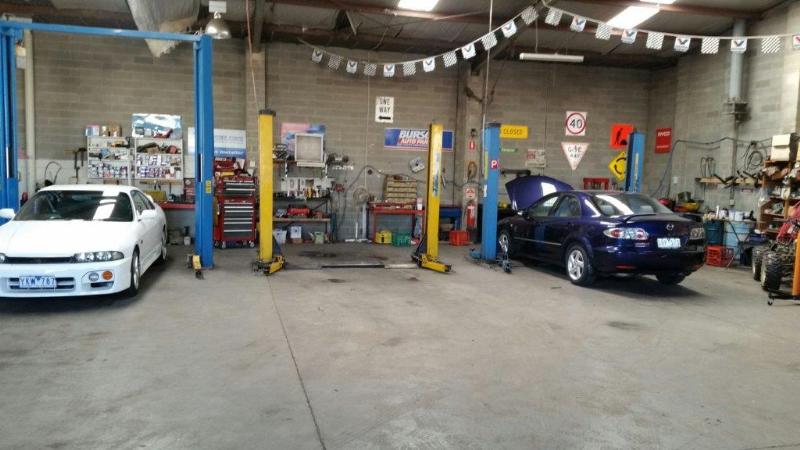 Fully equipped mechanical workshop with great customer base.