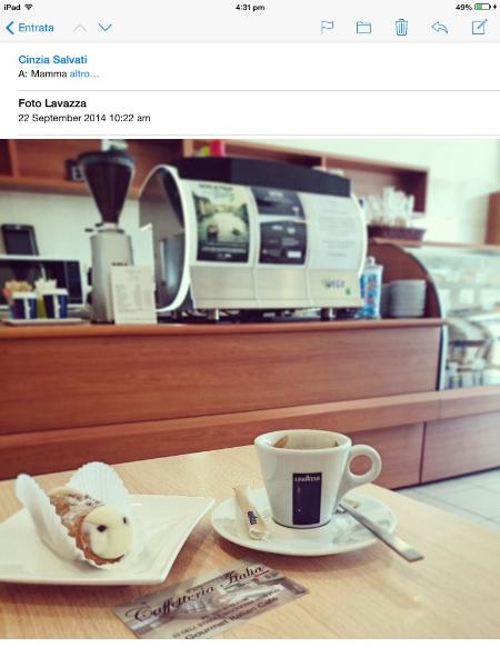 Italian Bakery/Cafe' in prominent position