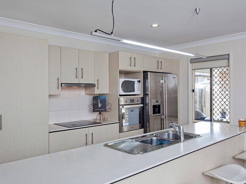 Great home in fantastic location. Pets allowed!