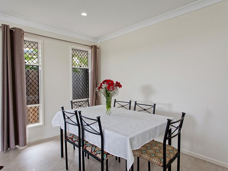 Great home in fantastic location. Pets allowed!