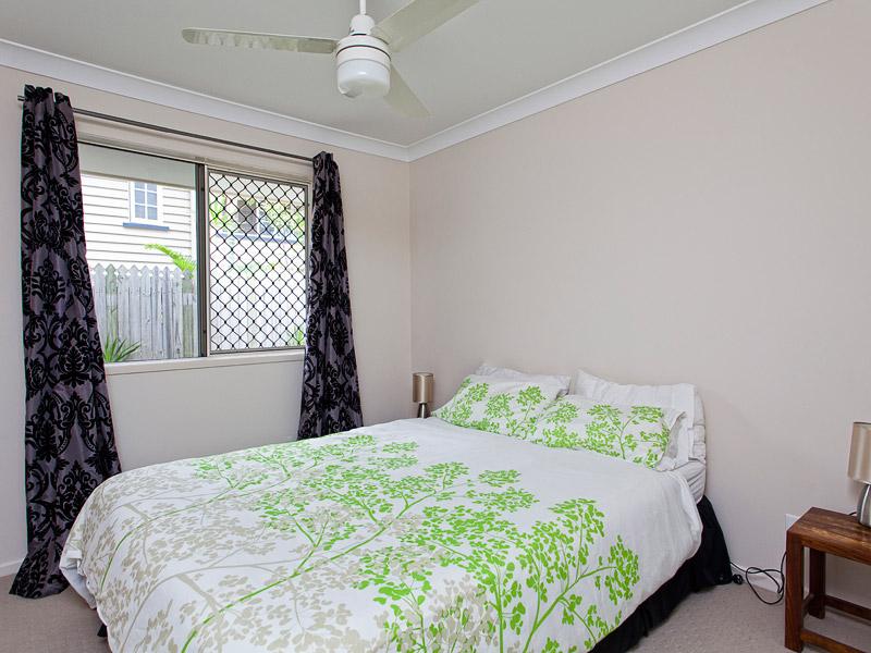 Great home in fantastic location. Pets allowed!