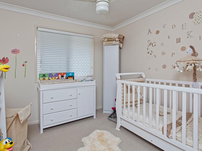 Great home in fantastic location. Pets allowed!