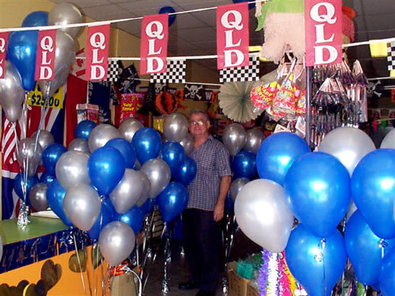 BALLOON AND PARTY RETAIL / IMPORT STORE