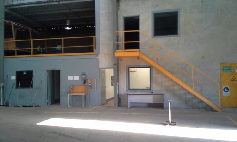 HUGE WORKSHOP/WAREHOUSE/FACTORY/ - NEGOTIABLE LEASE - $8,000 - $10,000 PCM
