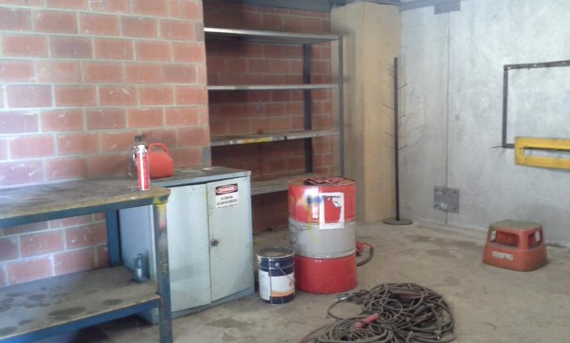 HUGE WORKSHOP/WAREHOUSE/FACTORY/ - NEGOTIABLE LEASE - $8,000 - $10,000 PCM