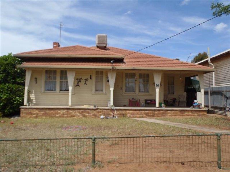 10 William St Ouyen VIC 3490 House for Sold