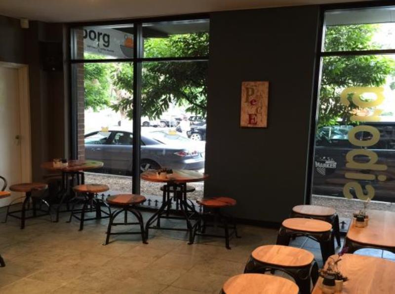 POPULAR CAFE FOR SALE - LOWER NORTH SHORE