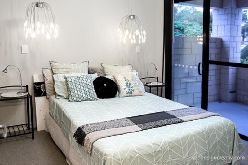 Great value-separate entry furnished apartment above new house 5min to Rokeby Rd