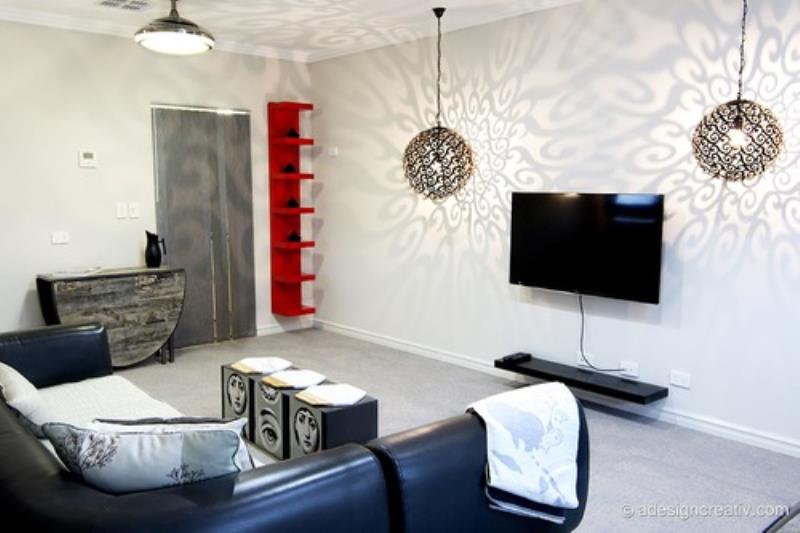 Great value-separate entry furnished apartment above new house 5min to Rokeby Rd