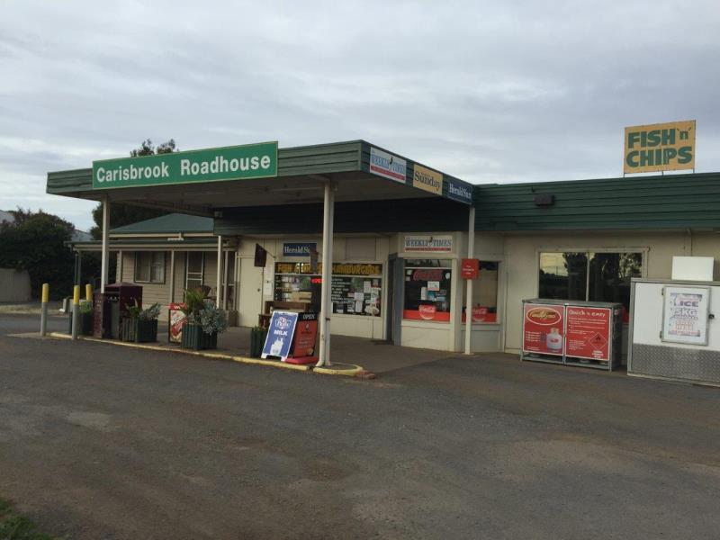 Freehold Roadhouse takeaway for sale. 3 bedroom house.