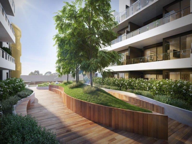 Huge balcony, biggest in the building, magnificent views.