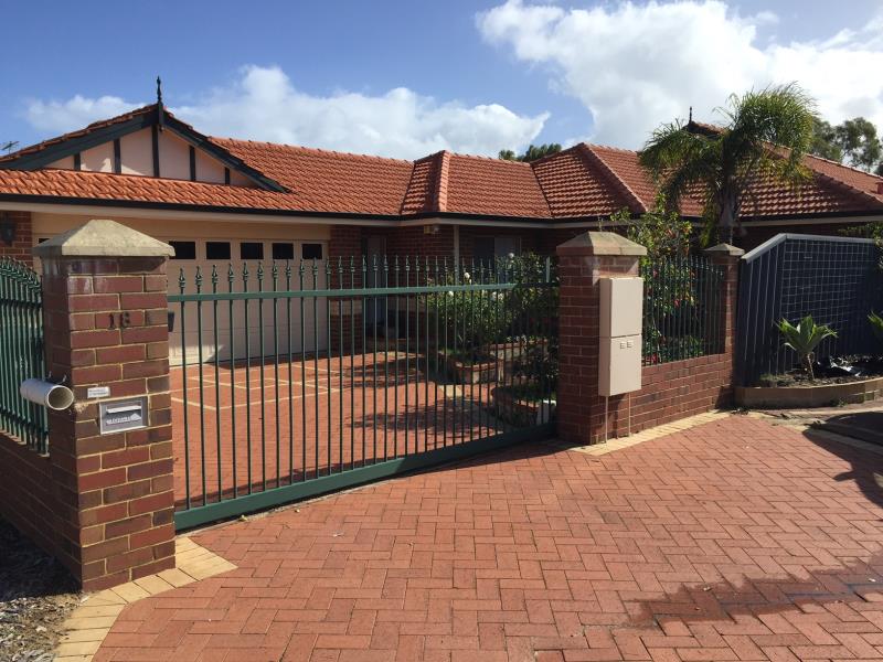 18 Maw Close Palmyra WA 6157 House for Sold