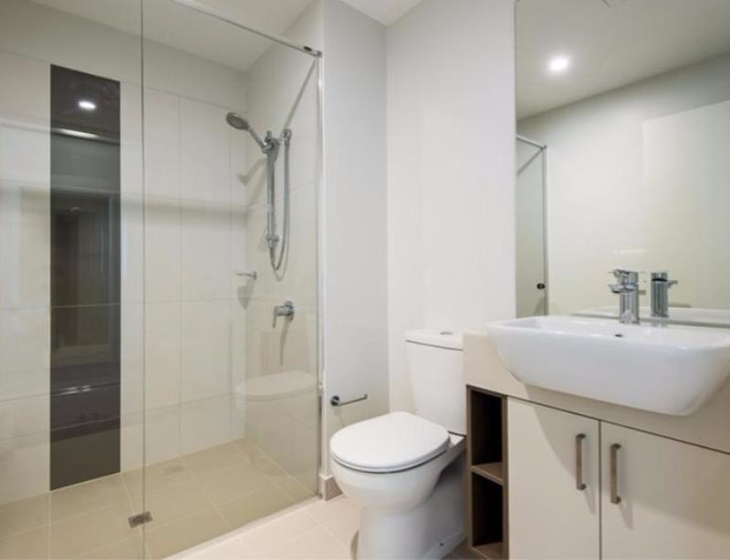 RARE 1 BED UNFURNISHED APARTMENT WITH LOFT!