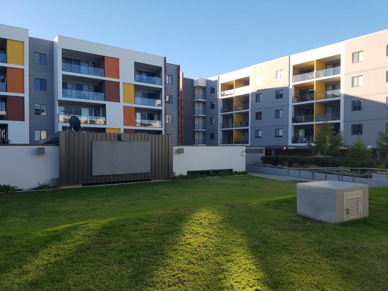RARE 1 BED UNFURNISHED APARTMENT WITH LOFT!